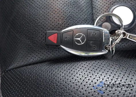 2012 Mercedes-Benz S 550 4Matic из США, поврежденный, VIN WDDNG9EB4CA426326